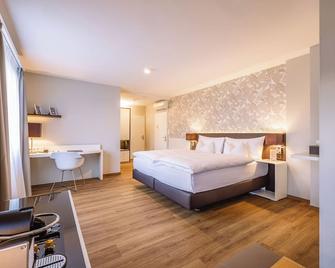 Hotel Spalentor - Basel - Bedroom