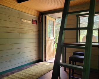 Gavin Cabin - West Jefferson - Bedroom