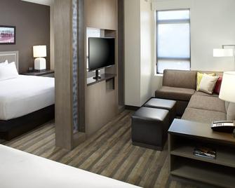 Hyatt House Pittsburgh South Side - Pittsburgh - Living room