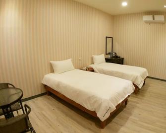 Fun Wind Sailing - Hengchun Township - Bedroom