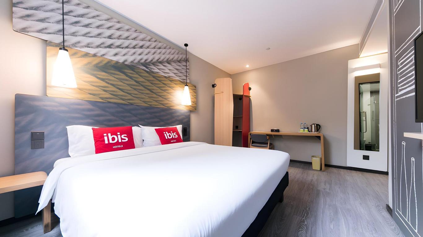 Ibis Shanghai Gubei