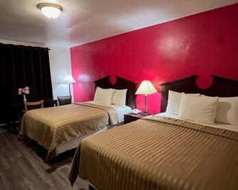 Thruway Holiday Motel - Westfield - Bedroom