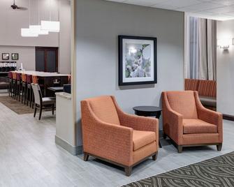 Hampton Inn & Suites Dothan - Dothan - Area lounge