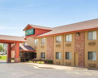 Quality Inn Broken Arrow - Tulsa - Broken Arrow - Bygning