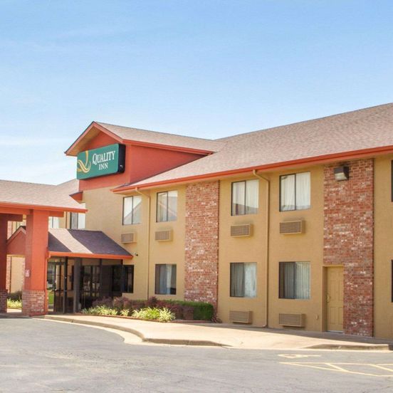 Building view of Quality Inn Broken Arrow - Tulsa