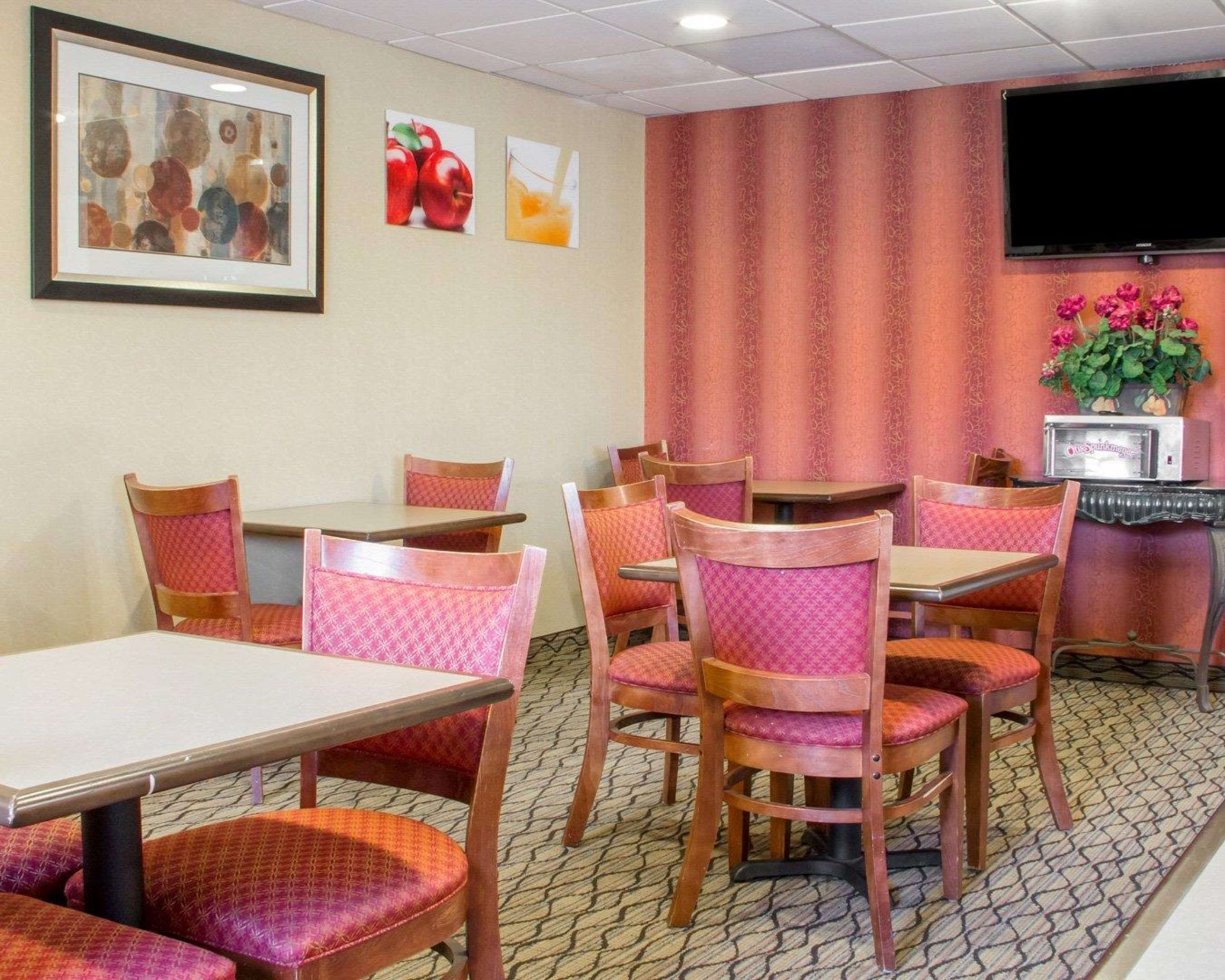 Restaurant view of Quality Inn Broken Arrow - Tulsa