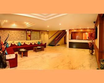 Hotel Grand Palace - Kodaikanal - Lobby