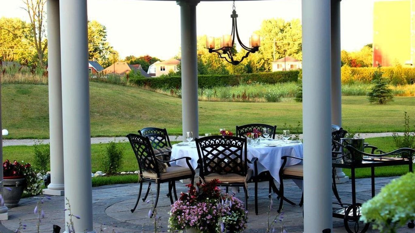 ذا بروس هوتل