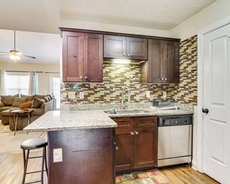 7 Mi to Dtwn Augusta: Townhome Near Shops & Eats! - Grovetown - Кухня