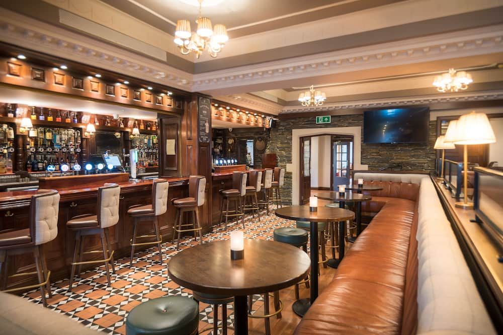 جاكسونز هوتل آند ليجار كلوب - دونيغال - بار