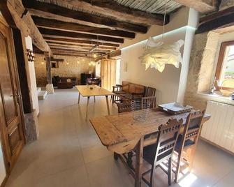 Casa Rural Palacio Los Labrequines - Villarcayo - Eetruimte