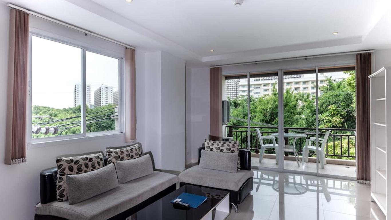 Jomtien Beach Penthouses