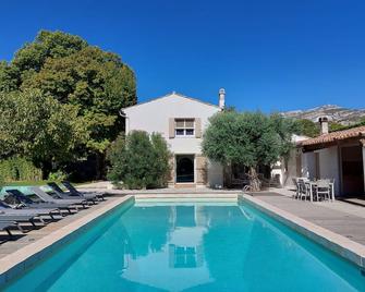 Mas Lasa, large swimming pool, tennis court,garden - Roquevaire - Piscina