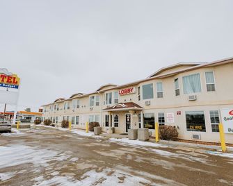 Western Budget Motel East Red Deer - רד דיר - בניין