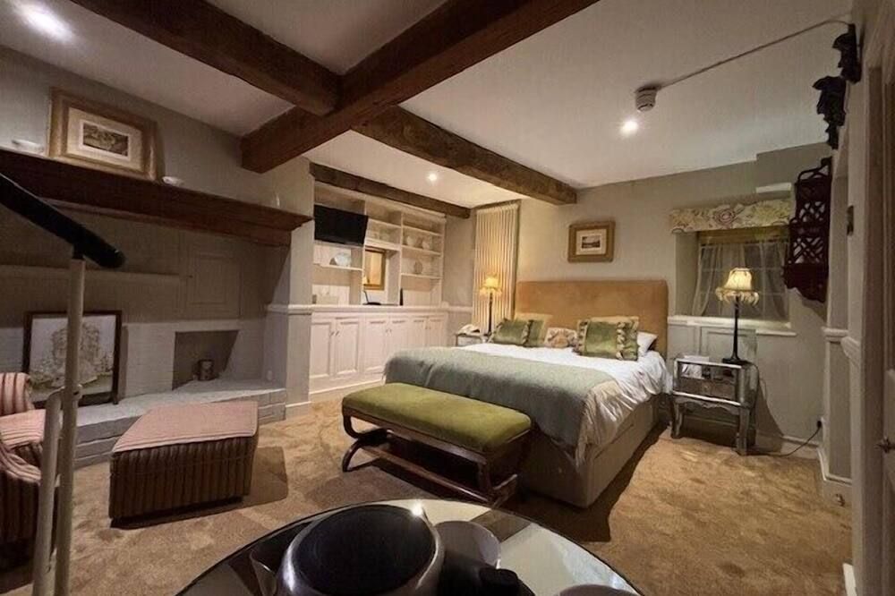Old White Hart - Oakham - Bedroom