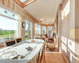 5 bedroom accommodation in Ancroft, near Berwick-upon-Tweed - Ancroft - Dining room