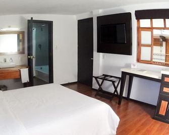 Hotel Santa Fe - Tlatlauquitepec