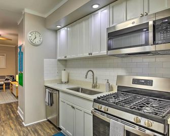 4 Mi to Dtwn: Dallas Gem w/ Furnished Patio - Dallas - Keittiö