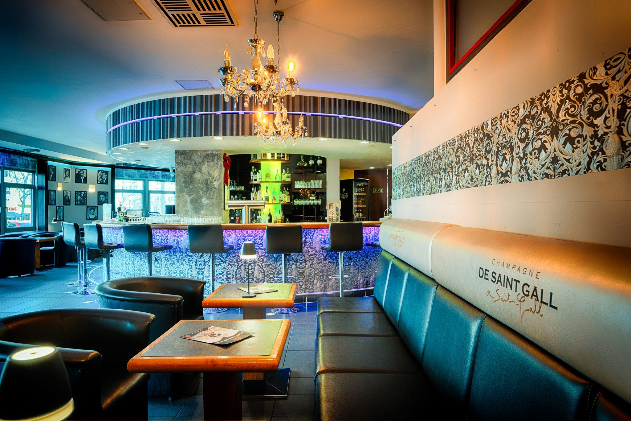 إنجوي هوتل أم ستوديو