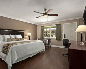 Quality Inn And Suites Santa Maria - Santa Maria - Ložnice