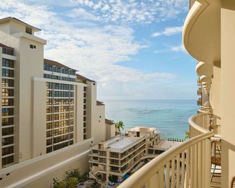Outrigger Reef Waikiki Beach Resort - הונולולו - מרפסת