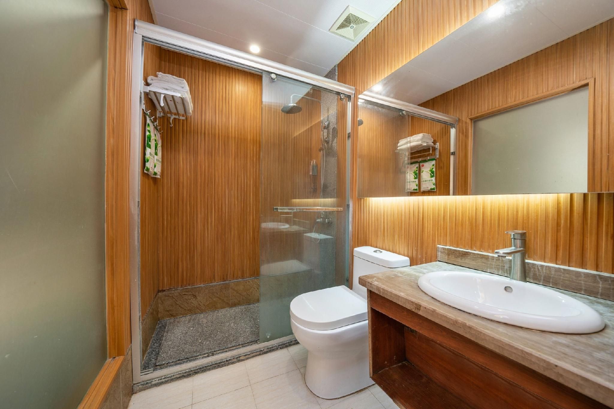 Guangzhou Yide Hotel