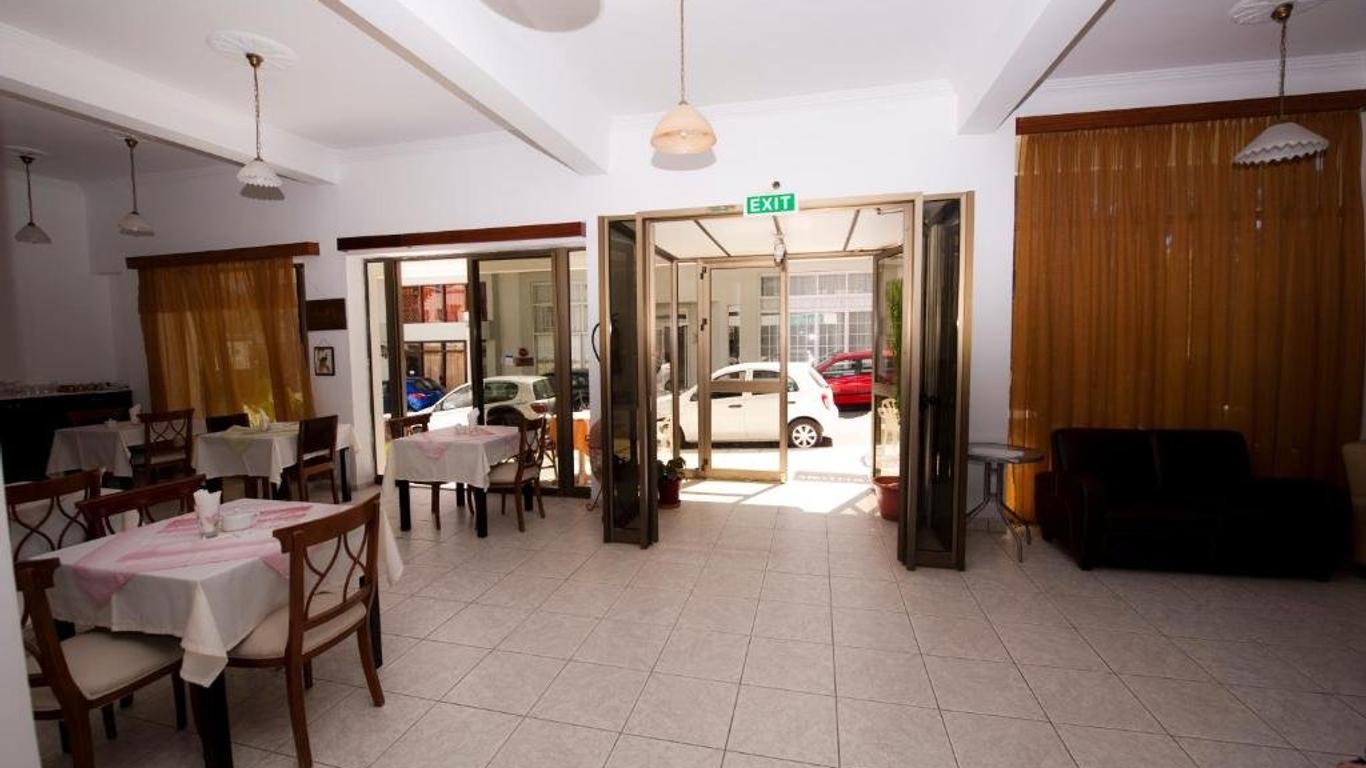 Veroniki Hotel