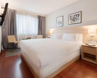 Suites Plaza Hotel & Wellness Andorra - Andorra la Vella - Makuuhuone