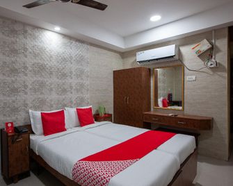 OYO 24963 Hotel Sudha Inn - Chennai - Bedroom