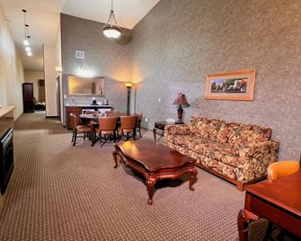 Rushmore Express & Suites - Keystone