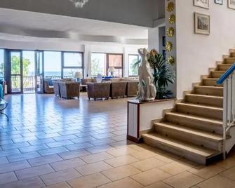 Hotel Giorgetti Orange - Bellaria-Igea Marina - Hall