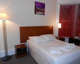 Las Palmas Hotel by the Sea - Blackpool - Bedroom