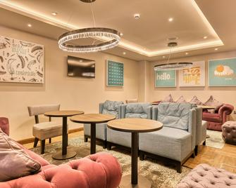 Premier Inn London Romford Town Centre - Romford - Restaurant