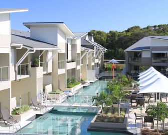 1770 Lagoons Central Apartment Resort - Agnes Water - Building