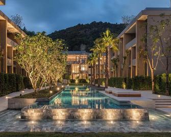 Luxury Penthouse 407 sqm Beachfront & private pool - Kamala - Basen