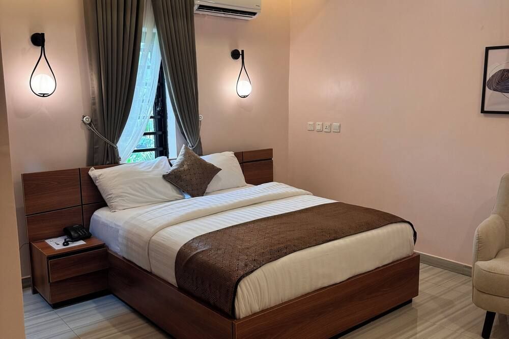 Cavan Hotel - Benin City - Bedroom