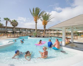 Oasis Belorizonte - Santa Maria - Uima-allas