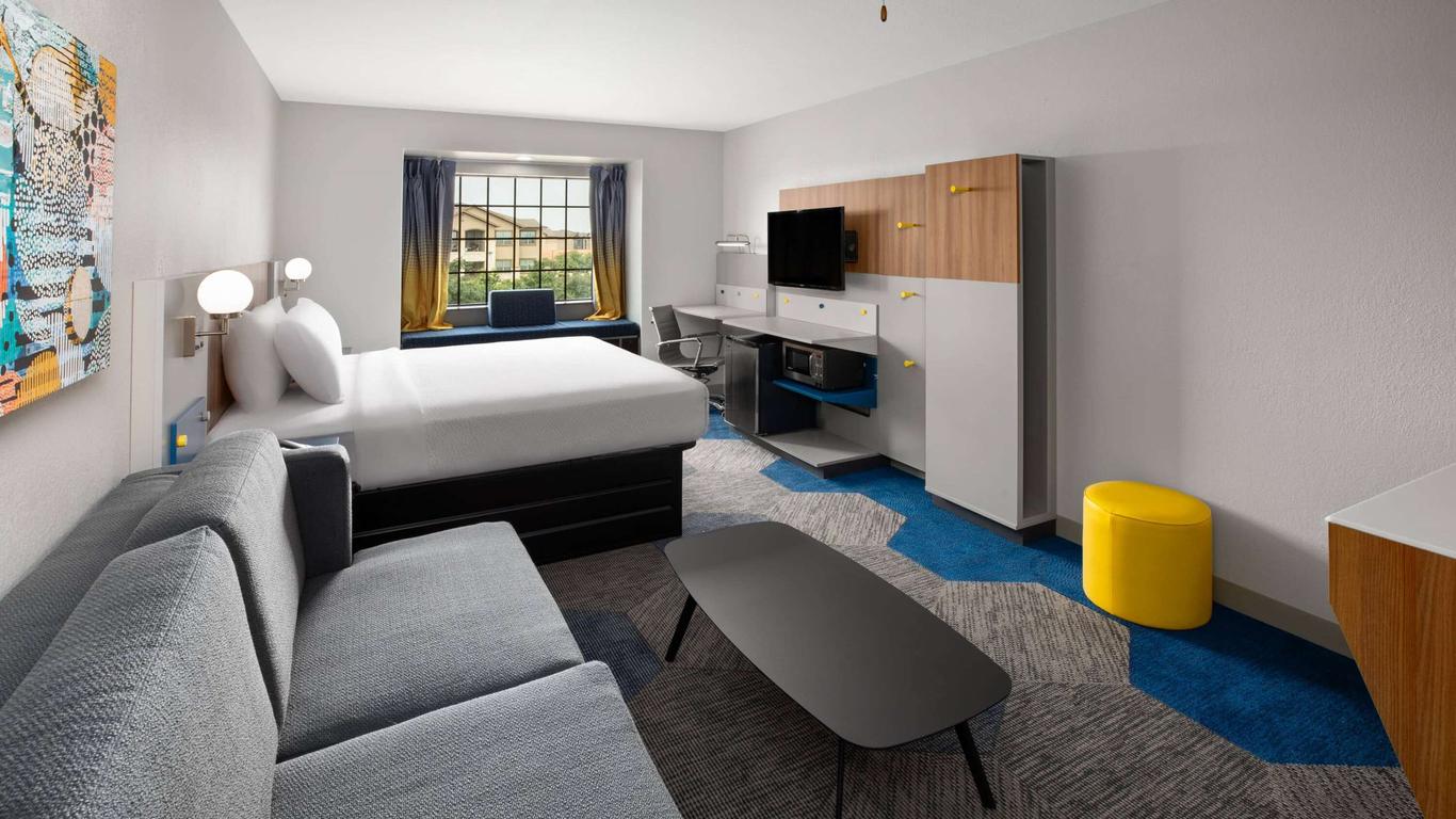 Microtel Inn & Suites by Wyndham Buda Austin South