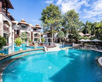 Long Beach Garden Hotel & Pavilions - Pattaya - Pool
