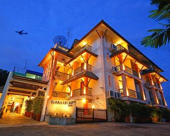 Floral Shire Suvarnabhumi Airport - Bangkok - Building