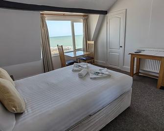 Cardigan Bay Guest House - Aberystwyth - Bedroom