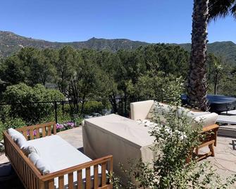 Malibu Mountain Retreat: Hike,Bike,Beach Paradise! - Malibu - Balkon
