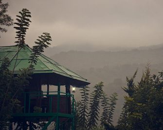 Koomankolly Heritage Resort - Thirunelly - Building