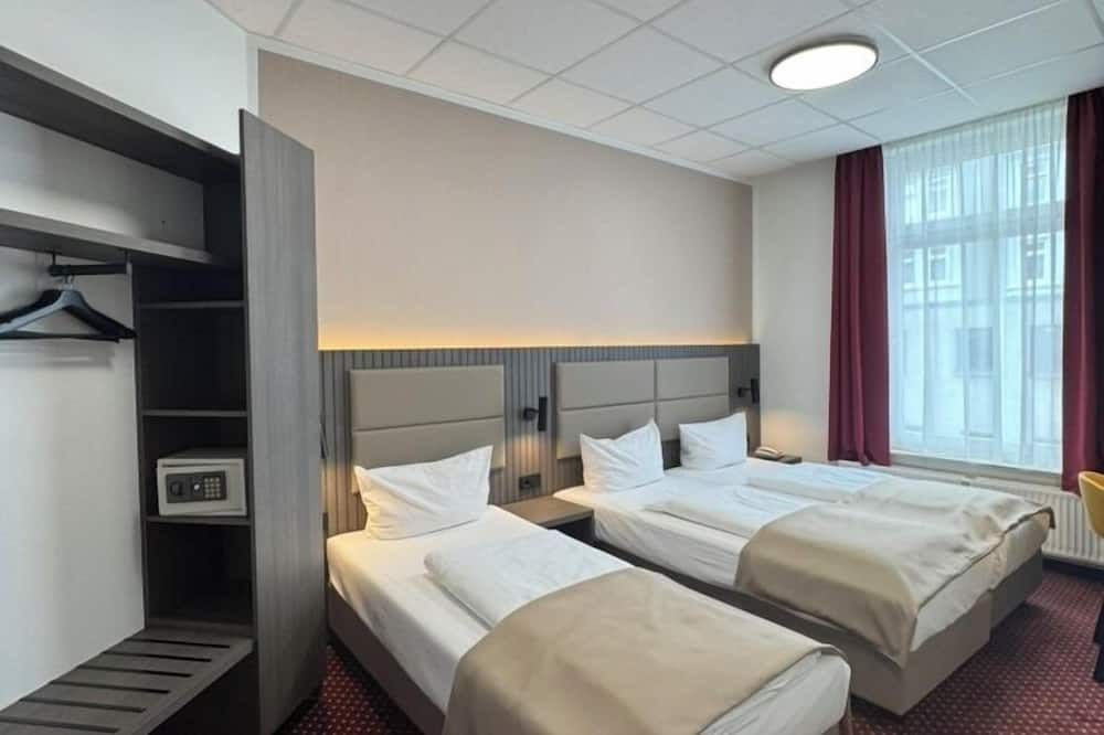 فندق لومن آم هوبتباهنهوف