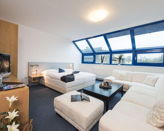 فيليسيتي جارني هوتل - براتيسلافا - غرفة معيشة