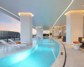 Oakwood Apartments Sanya - Sanya - Pool