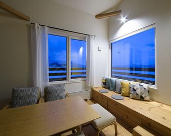 Niseko Highland Cottages - Niseko - Dining room