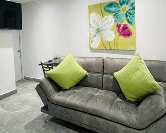 New 5 Luxury Apartment San Juan P.R. Area Metro. - San Juan - Living room