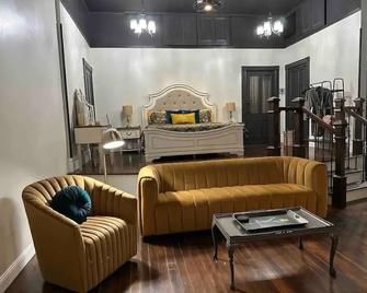 The Mercantile on the Katy Trail - Hermann