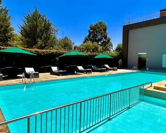 Boma Inn Eldoret - Eldoret - Piscina